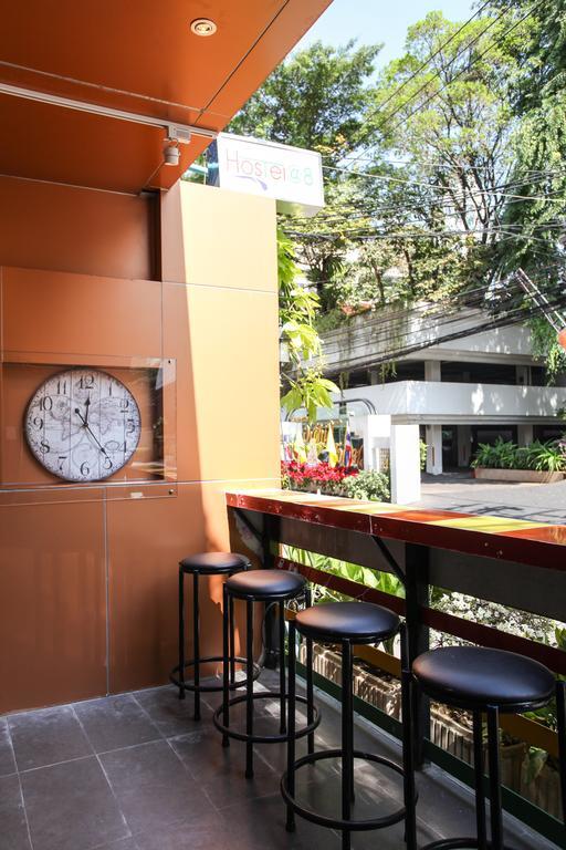 Hostel 8 Sukhumvit Soi 8 Bangkok Exteriör bild